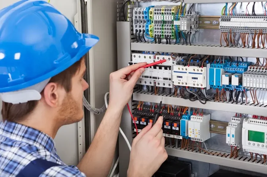 Common Electrical Problems That Require Professional Repair Fayetteville, AR Common Electrical Problems That Require Professional Repair Fayetteville, AR